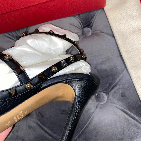 New Size 39.5 Valentino Garavani Rockstud Black Leather Pumps - Picture 9 of 10